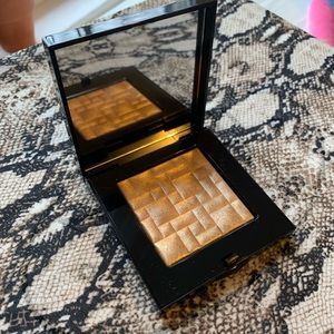 Bobbi Brown Highlighter